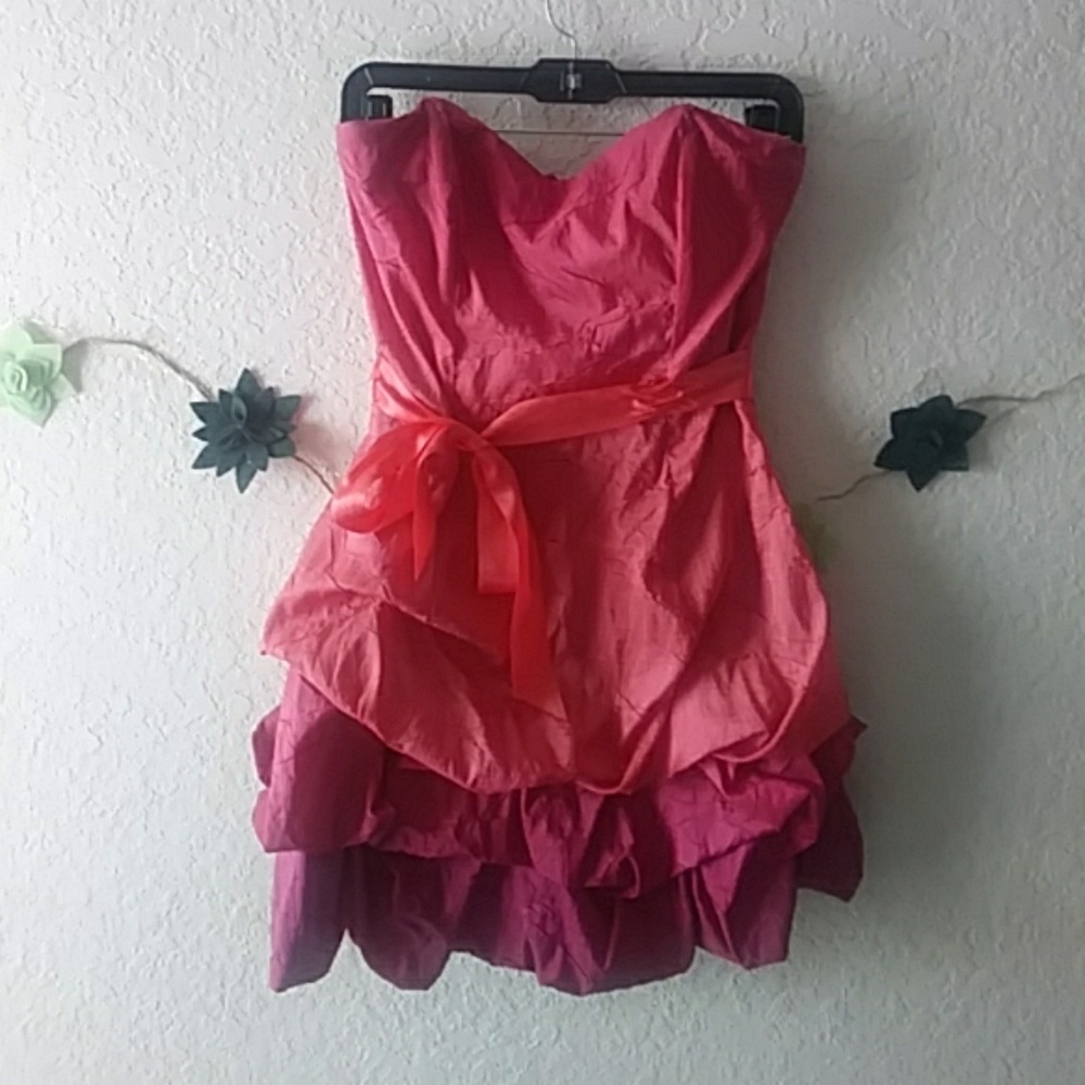 An awesome purple/coral ombre dress